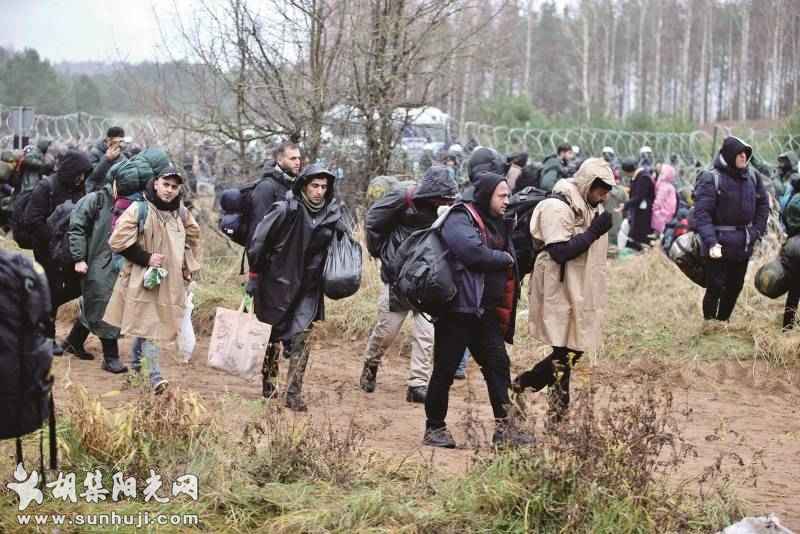 波兰部署1.2万士兵阻挡 白方指责西方制裁导致难民潮